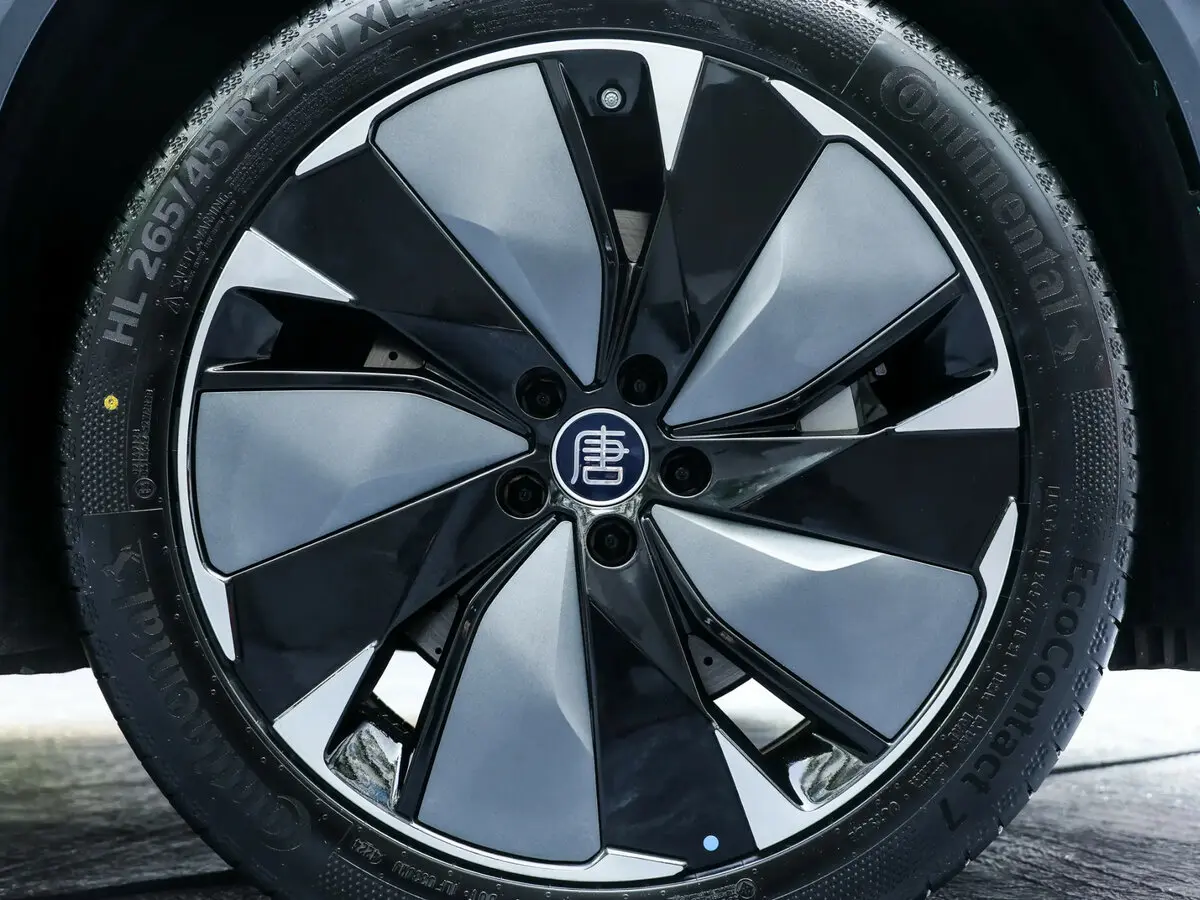 BYD Tang L 2025 – н.в. Внедорожник 5 дв. — сүрөт 14