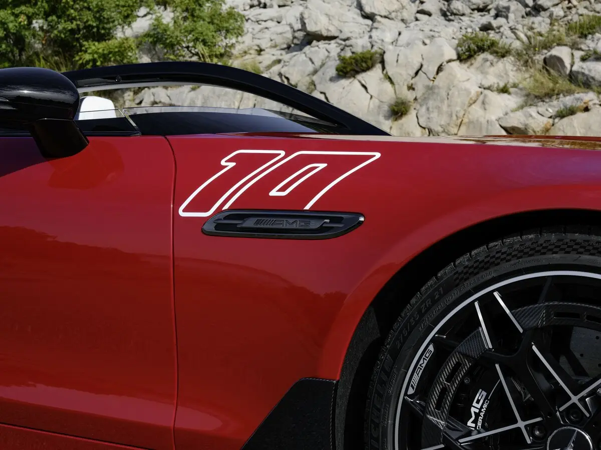 Mercedes-Benz AMG PureSpeed 2024 – н.в. Спидстер — сүрөт 9