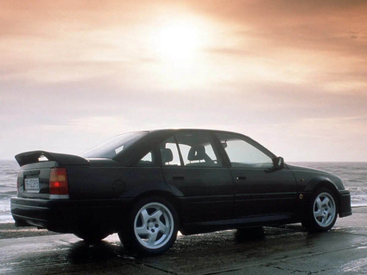Opel Lotus Omega 1990 – 1992 Седан — photo 2