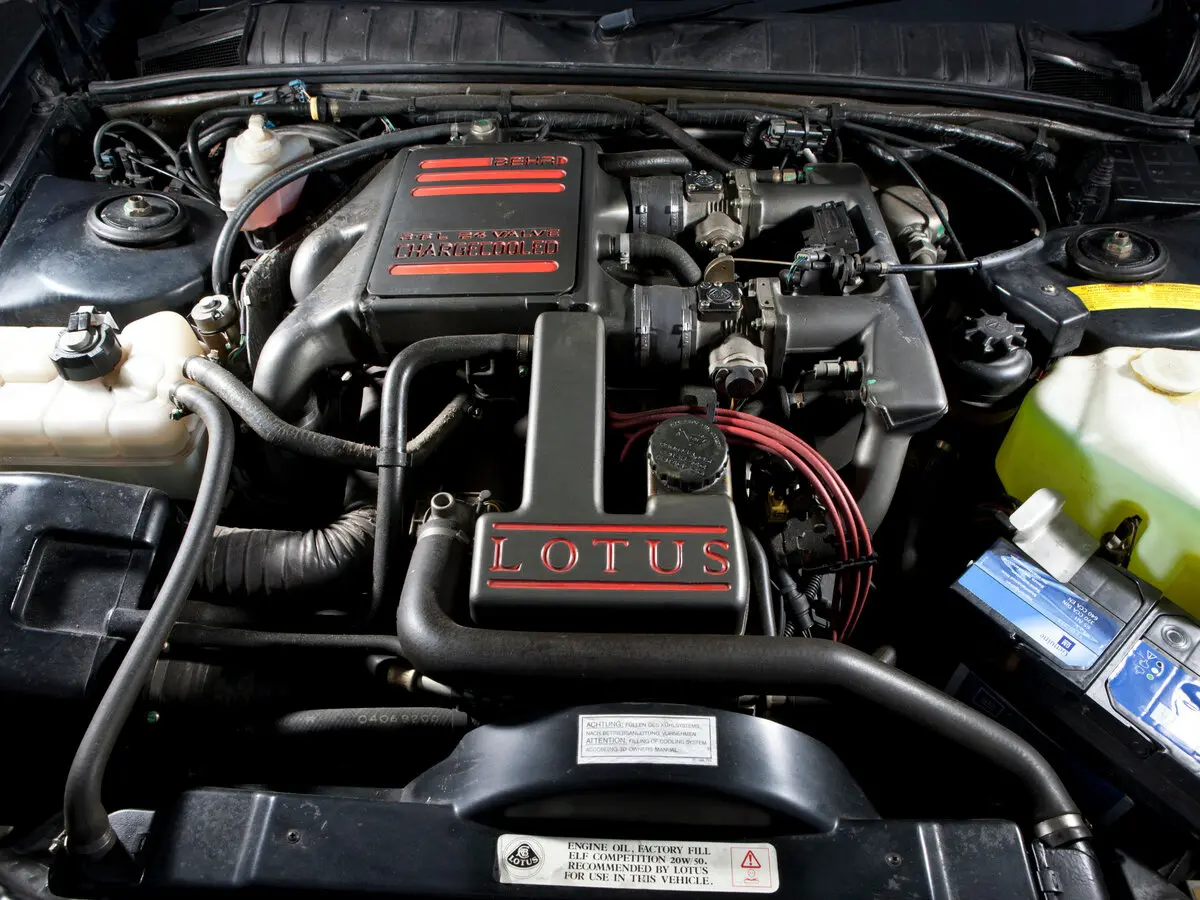 Opel Lotus Omega 1990 – 1992 Седан — photo 12