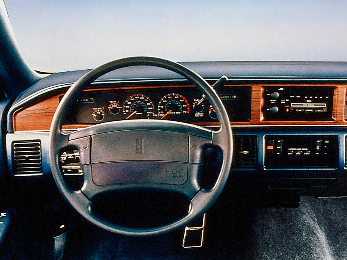 Oldsmobile Custom Cruiser III Универсал 5 дв. — фото 4