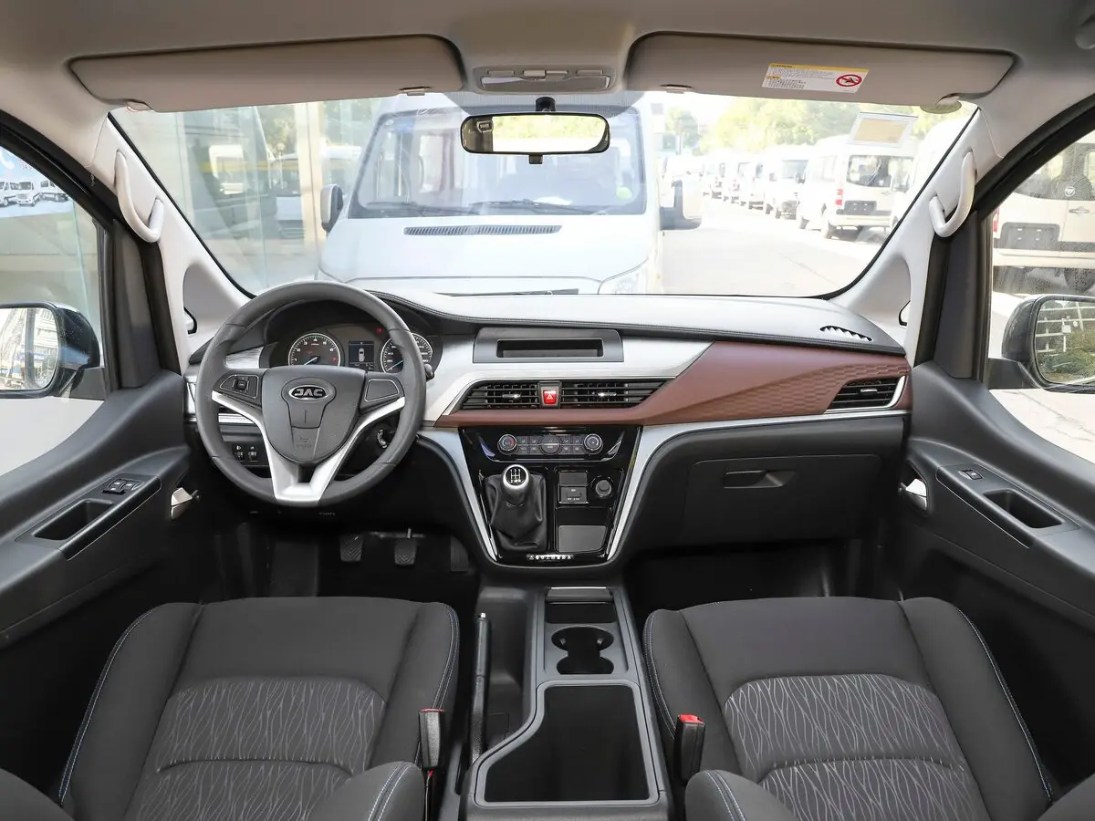 JAC Refine M3 2016 – н.в. Минивэн LWB — сүрөт 6