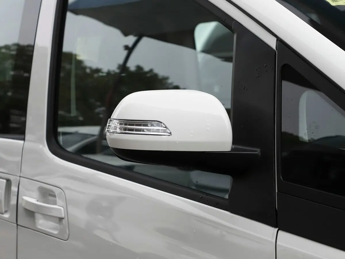 JAC Refine M3 2016 – н.в. Минивэн LWB — сүрөт 13