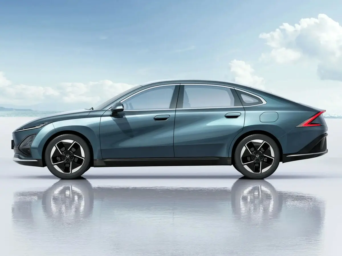 Wuling Starlight 2023 – н.в. Седан EV — сүрөт 2