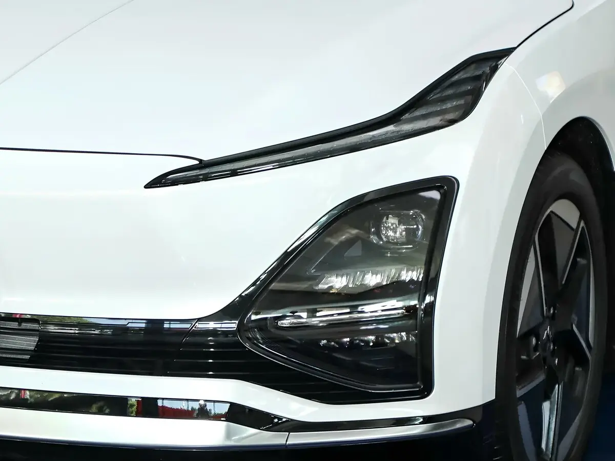Wuling Starlight 2023 – н.в. Седан EV — сүрөт 6