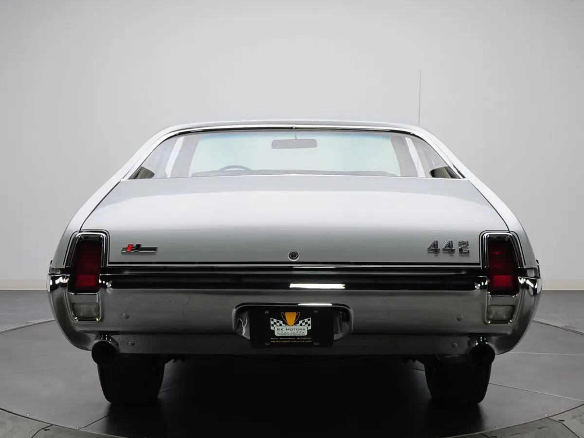 Oldsmobile 442 II Купе Sports Coupe — сүрөт 4