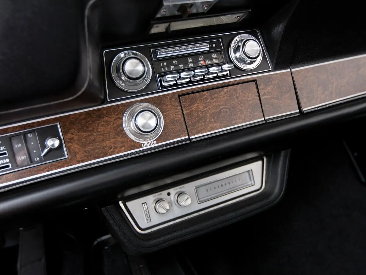 Oldsmobile 442 II Кабриолет — сүрөт 11