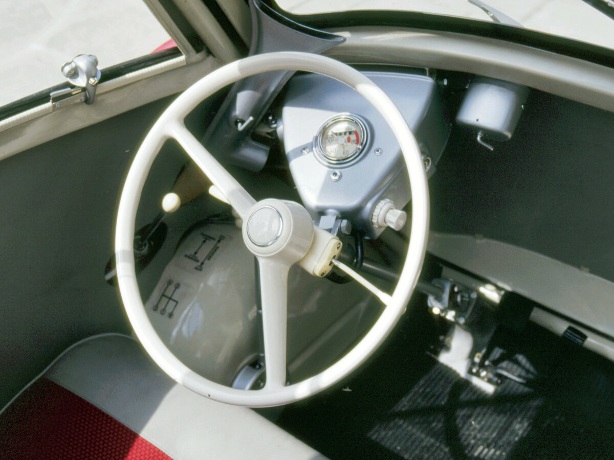 BMW Isetta 1955 – 1962 Купе