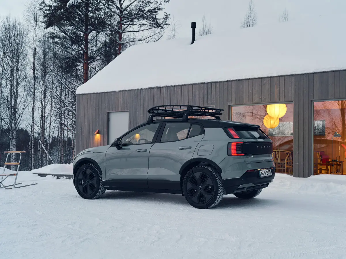 Volvo EX30 Cross Country 2025 – н.в. Внедорожник 5 дв. — сүрөт 5
