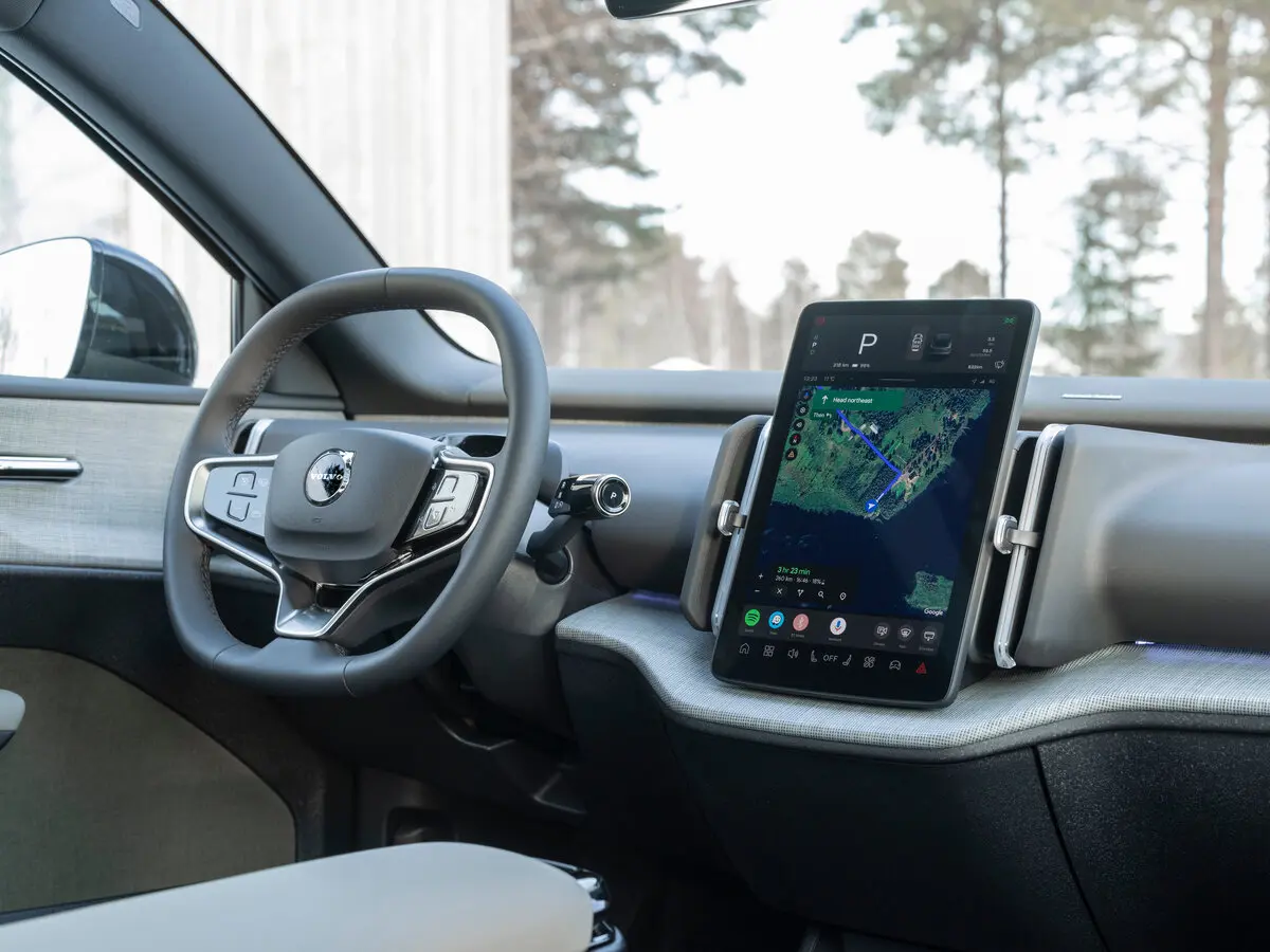 Volvo EX30 Cross Country 2025 – н.в. Внедорожник 5 дв. — сүрөт 7