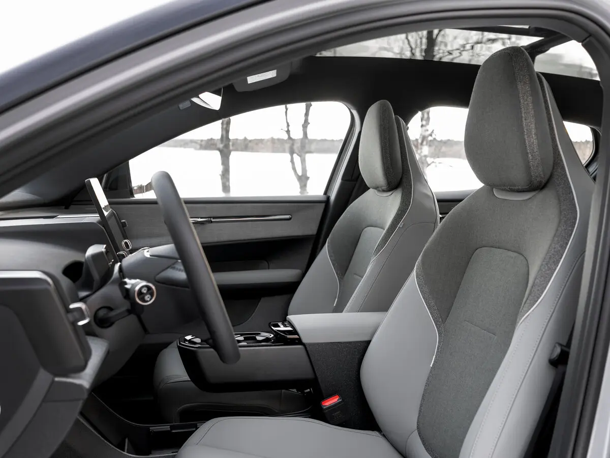 Volvo EX30 Cross Country 2025 – н.в. Внедорожник 5 дв. — сүрөт 8