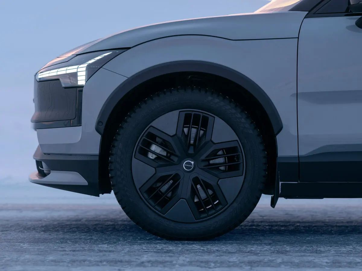 Volvo EX30 Cross Country 2025 – н.в. Внедорожник 5 дв. — сүрөт 16