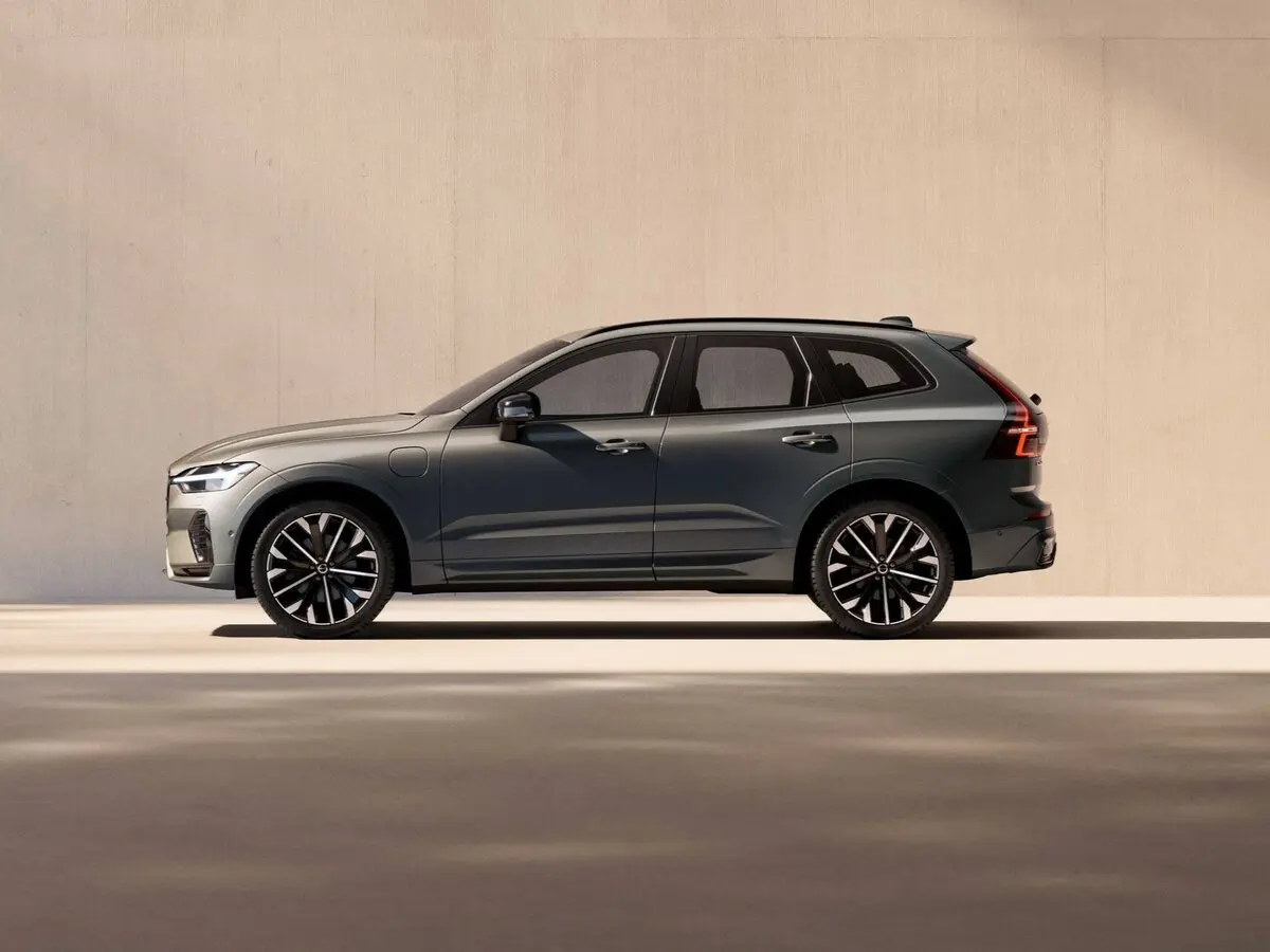 Volvo XC60 II Рестайлинг 2 Внедорожник 5 дв. — сүрөт 2