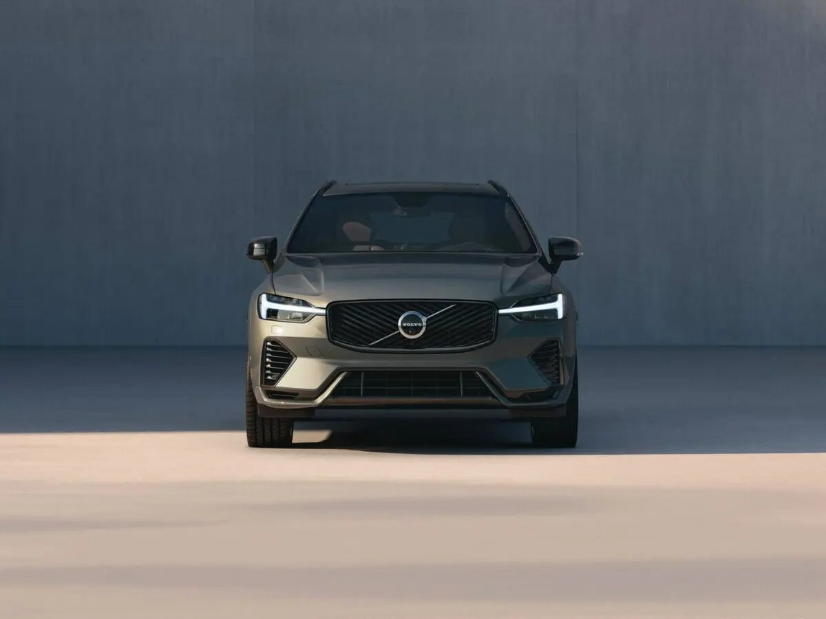 Volvo XC60 II Рестайлинг 2 Внедорожник 5 дв. — сүрөт 3