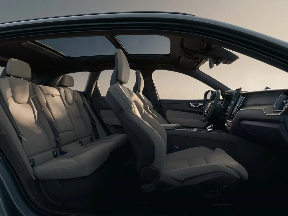 Volvo XC60 II Рестайлинг 2 Внедорожник 5 дв. — сүрөт 8