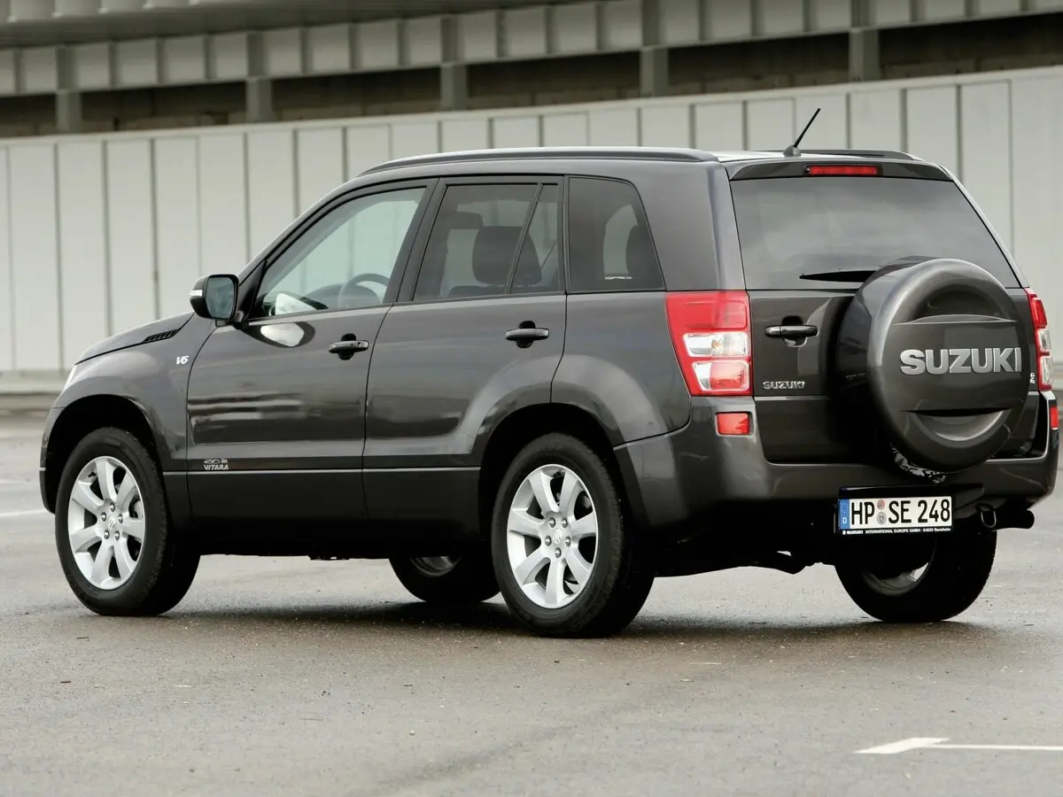Suzuki Grand Vitara II Рестайлинг Внедорожник 5 дв. — photo 5