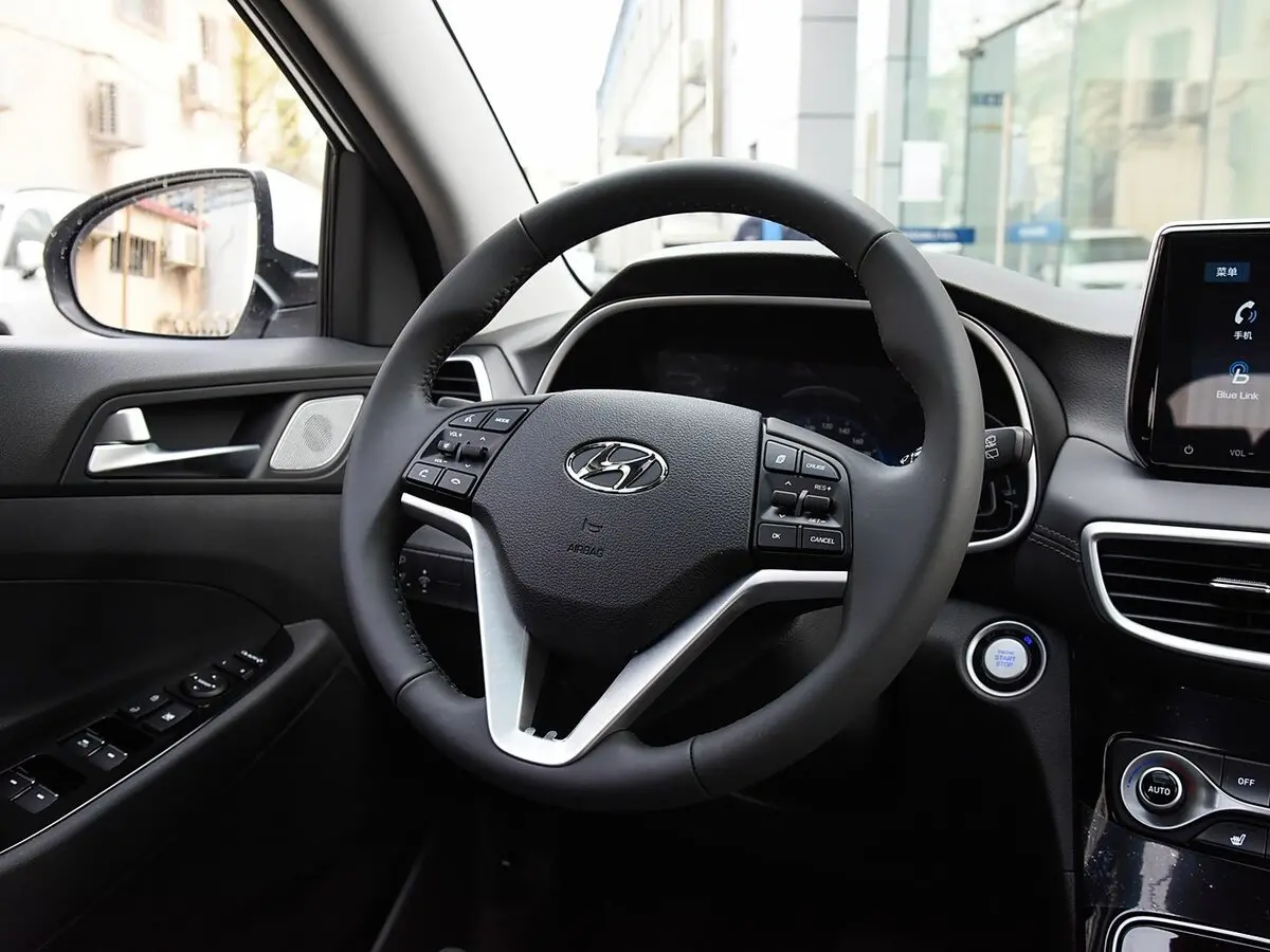 Hyundai Tucson III Рестайлинг (China Market) Внедорожник 5 дв. — сүрөт 8