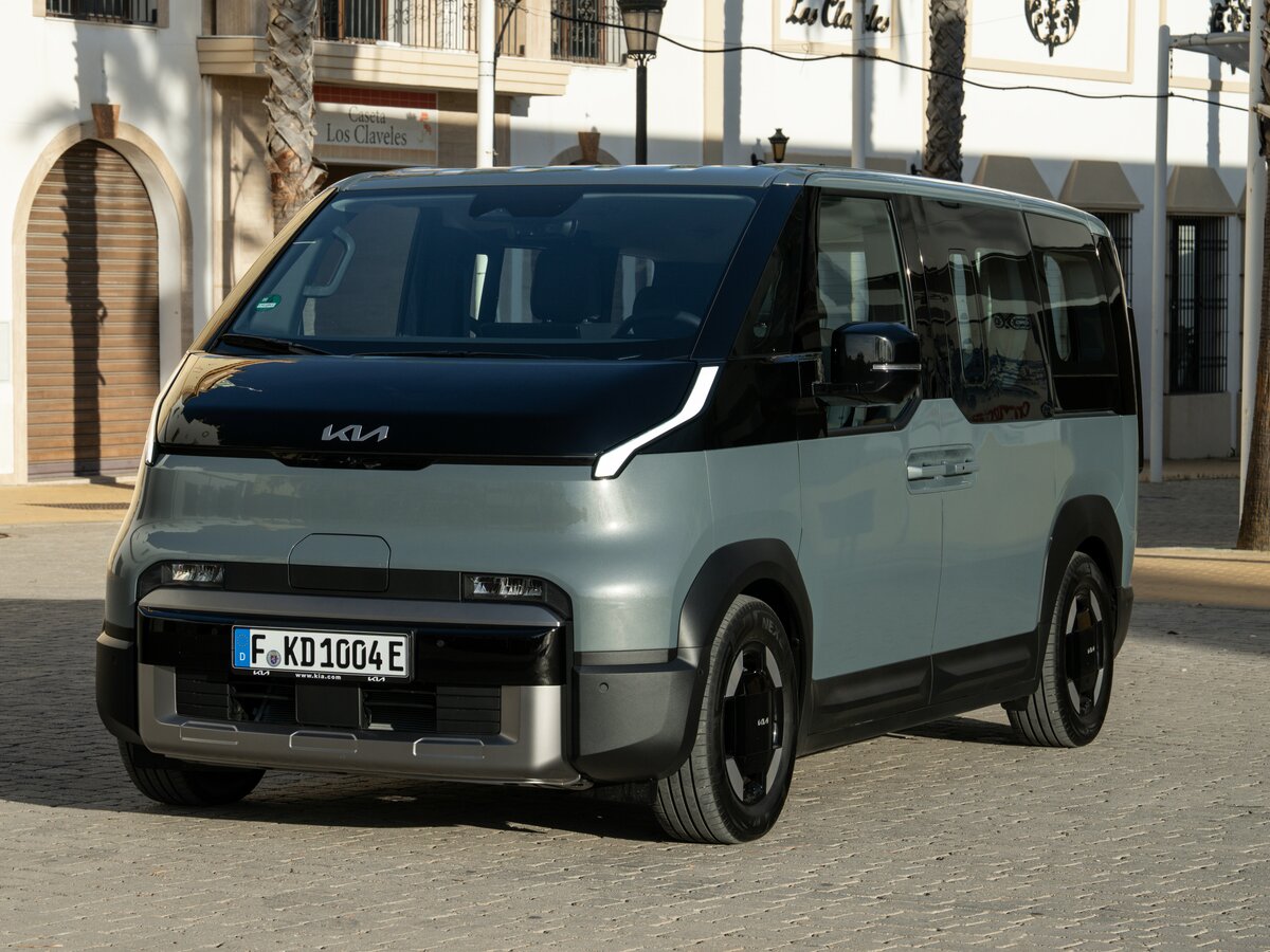 Kia PV5 2025 – н.в. Минивэн