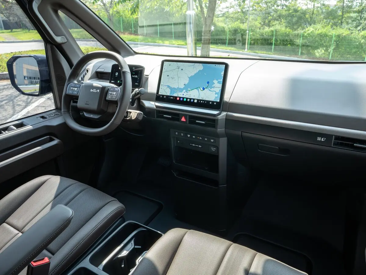 Kia PV5 2025 – н.в. Минивэн — photo 8