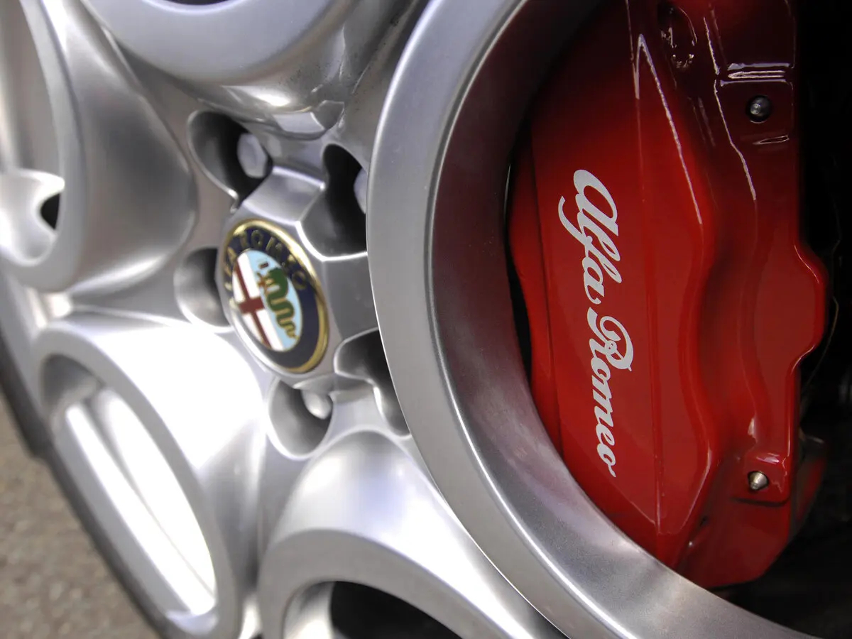 Alfa Romeo Brera I Рестайлинг Хэтчбек 3 дв. — сүрөт 14