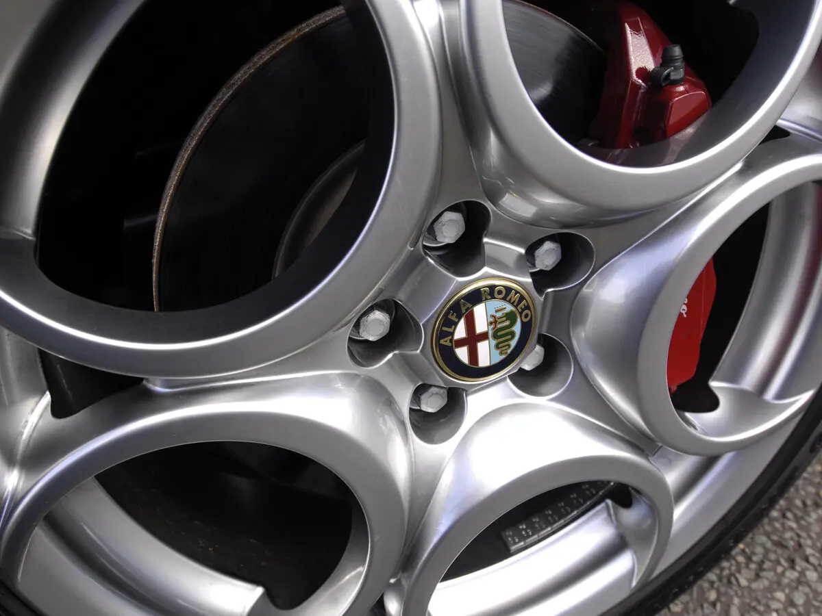 Alfa Romeo Brera I Рестайлинг Хэтчбек 3 дв. — сүрөт 15