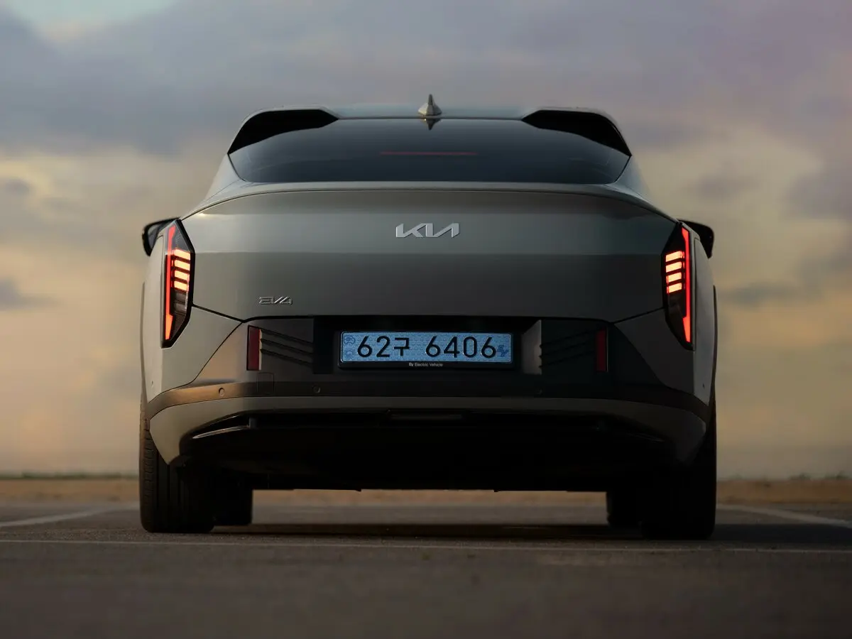 Kia EV4 2025 – н.в. Седан — photo 5