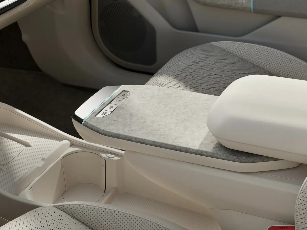 Kia EV4 2025 – н.в. Седан — photo 13