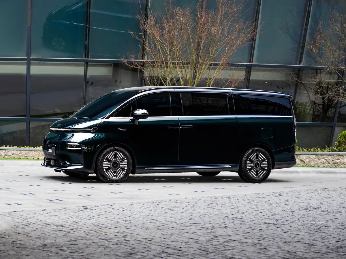 Geely Galaxy LEVC L380 2025 – н.в. Минивэн — сүрөт 2