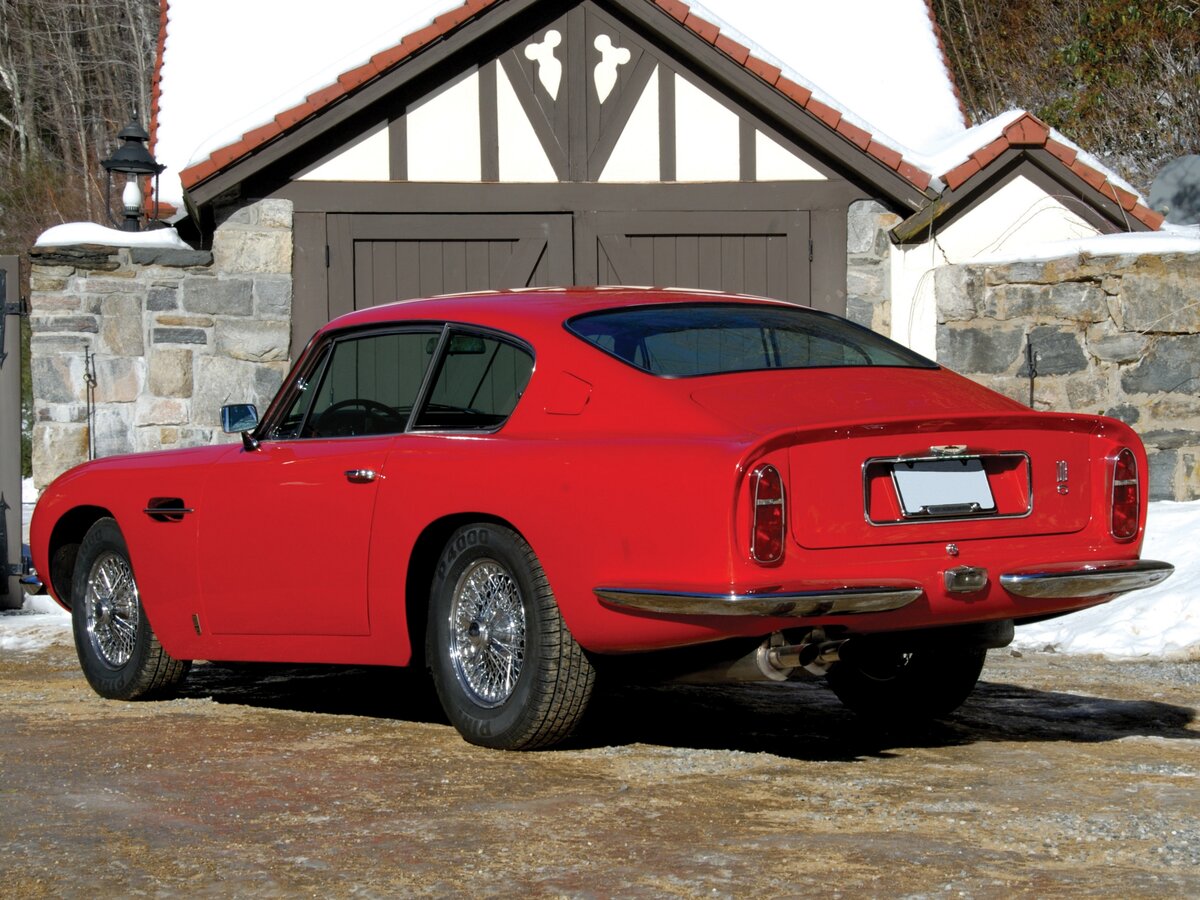 Aston Martin DB6 1965 – 1970 Фастбек — фото 5