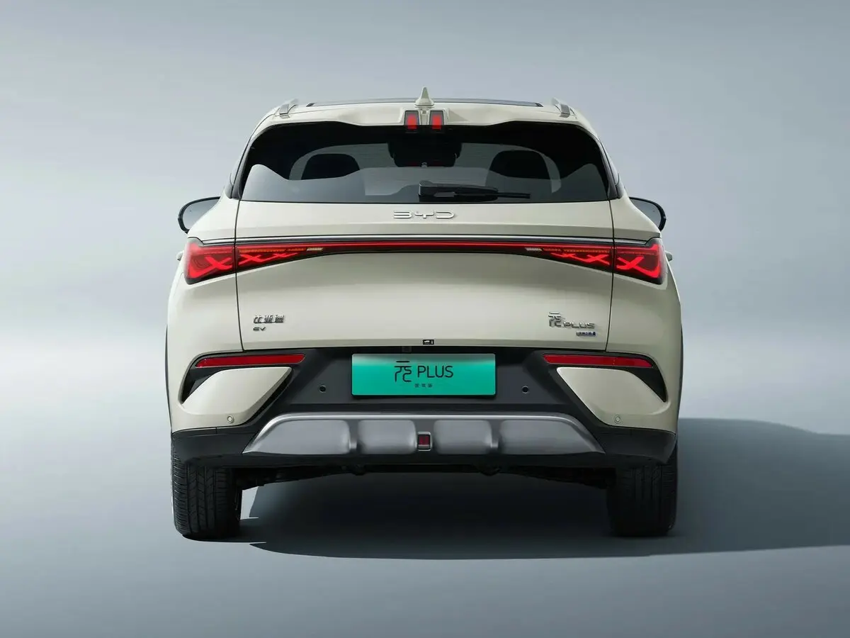 BYD Yuan Plus I Рестайлинг Внедорожник 5 дв. — photo 4