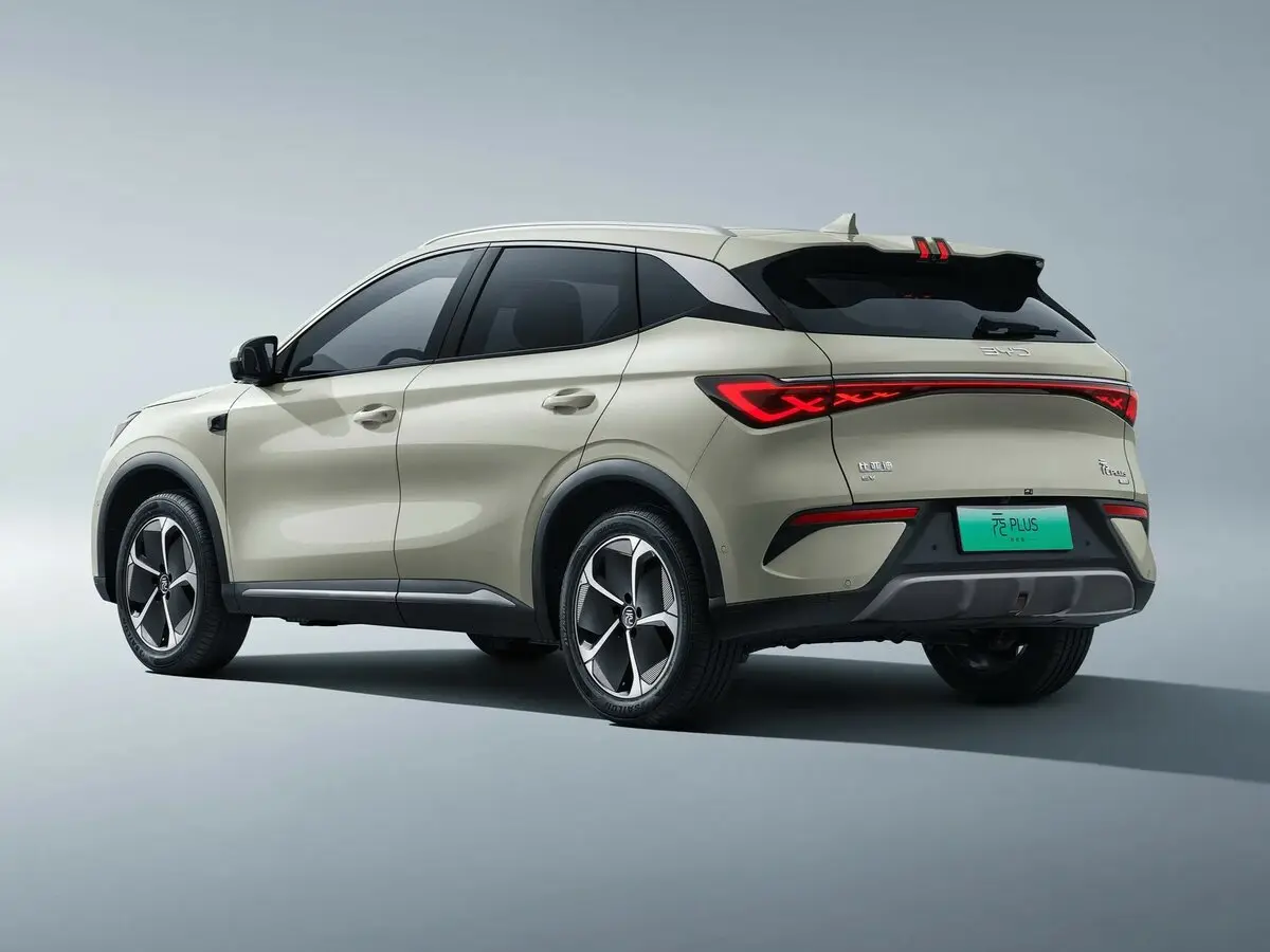 BYD Yuan Plus I Рестайлинг Внедорожник 5 дв. — photo 5