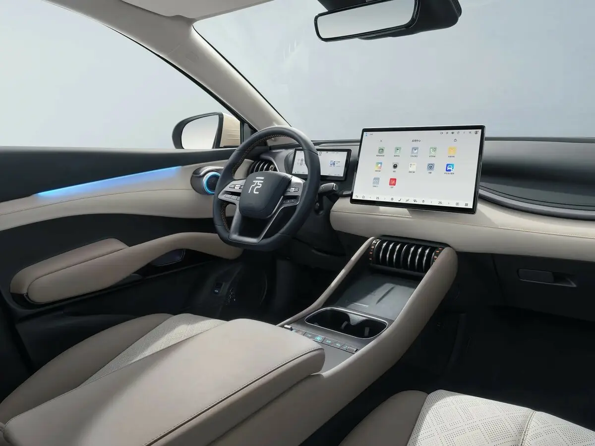 BYD Yuan Plus I Рестайлинг Внедорожник 5 дв. — photo 7