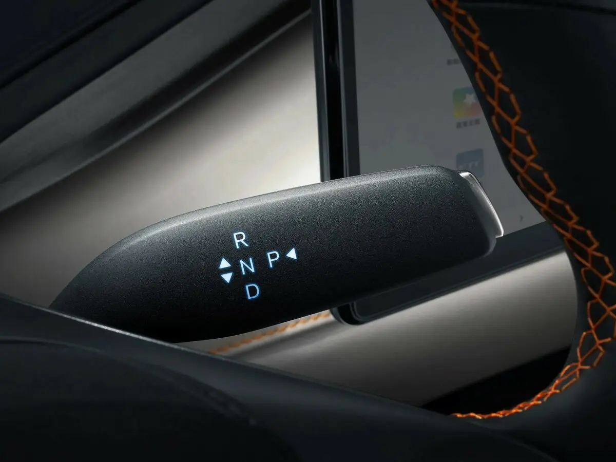 BYD Yuan Plus I Рестайлинг Внедорожник 5 дв. — photo 12