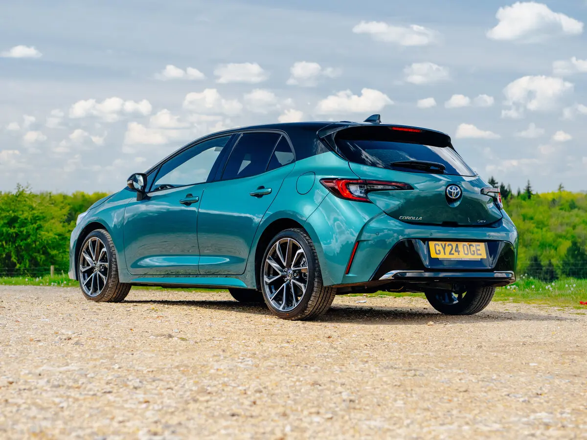 Toyota Corolla XII (E210) Рестайлинг Хэтчбек 5 дв. — фото 5