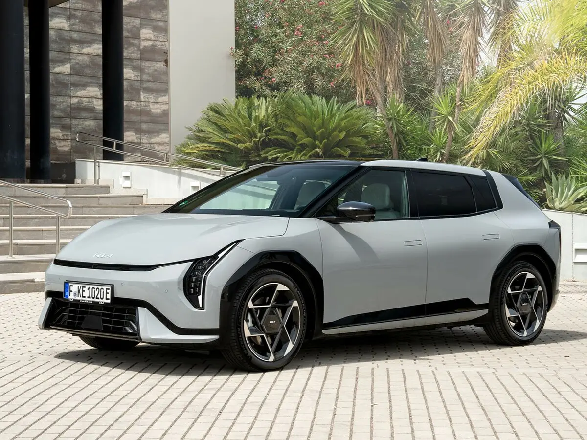 Kia EV4 2025 – н.в. Хэтчбек 5 дв. — сүрөт 2