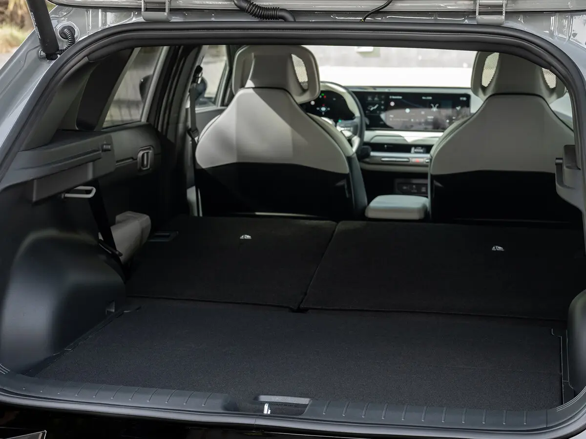 Kia EV4 2025 – н.в. Хэтчбек 5 дв. — сүрөт 11