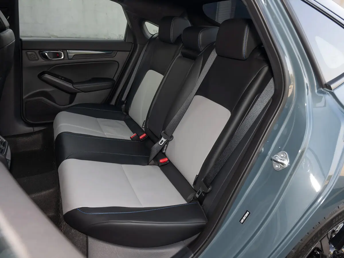 Honda Integra V Рестайлинг Хэтчбек 5 дв. — 照片 8