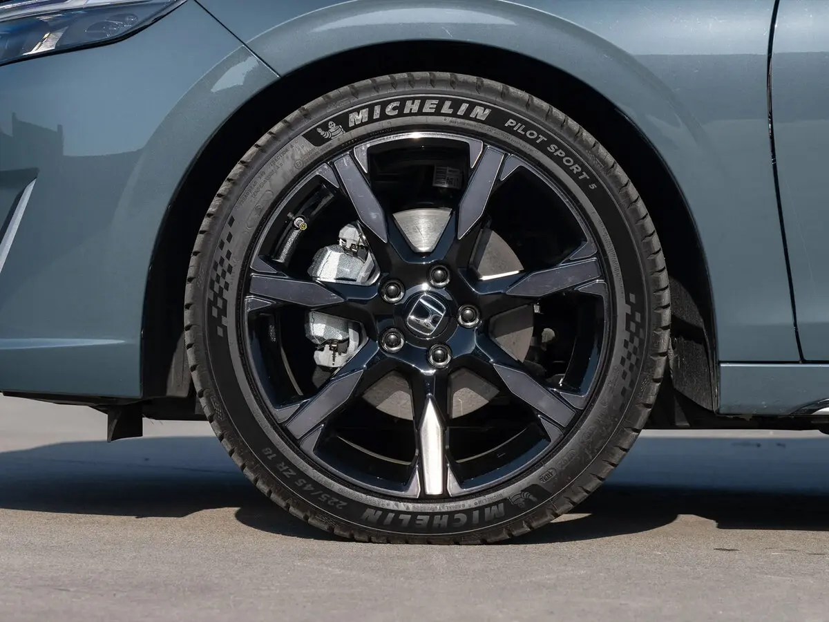 Honda Integra V Рестайлинг Хэтчбек 5 дв. — 照片 16