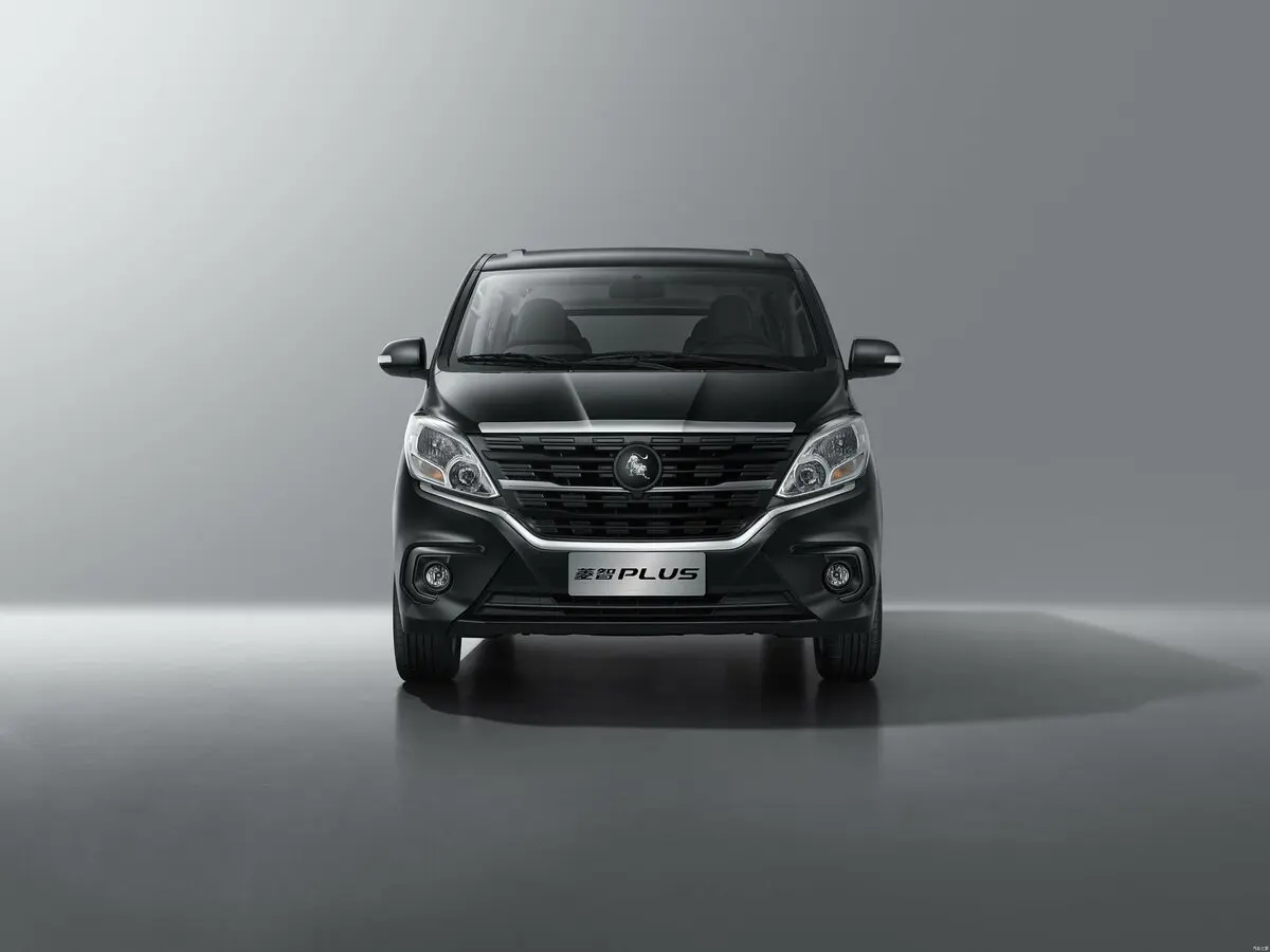 Forthing Lingzhi Plus 2023 – н.в. Минивэн — сүрөт 2