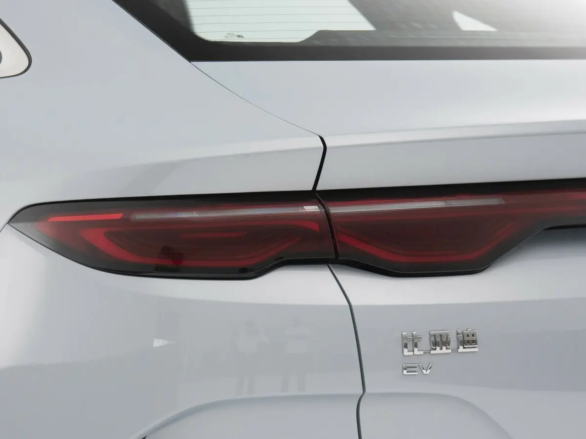 BYD Qin L 2024 – н.в. Седан EV — сүрөт 12