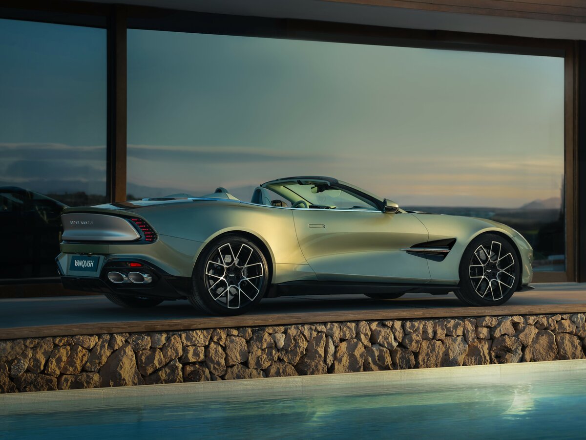 Aston Martin Vanquish III Родстер Volante — фото 5