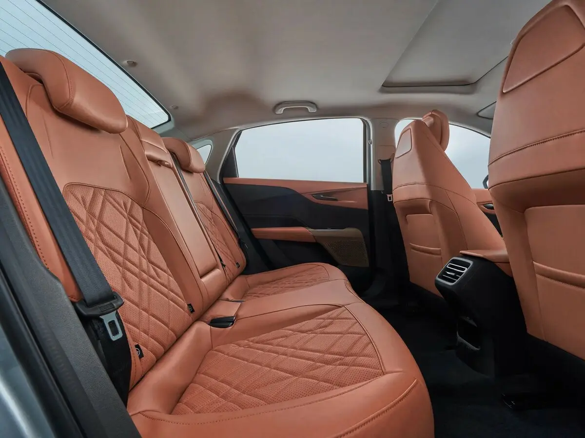 Changan Eado III Рестайлинг Седан — сүрөт 9