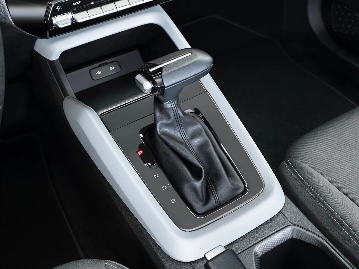Chevrolet Aveo III Хэтчбек 5 дв. — 照片 7