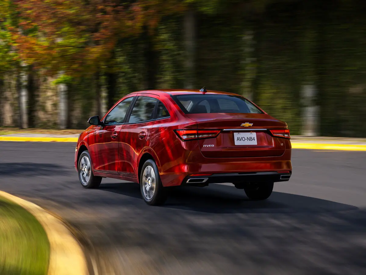 Chevrolet Aveo III Седан — сүрөт 3