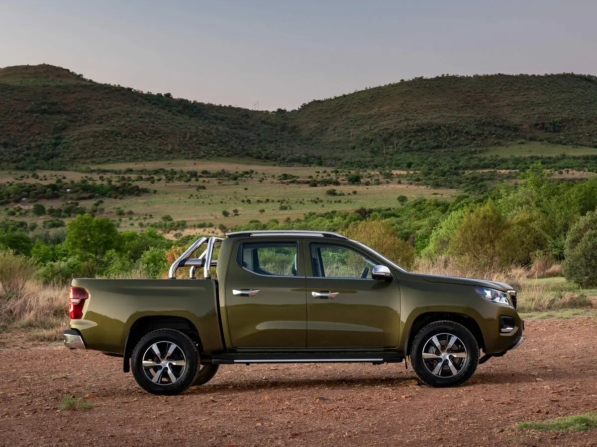 Peugeot Landtrek 2020 – 2024 Пикап Двойная кабина — photo 2