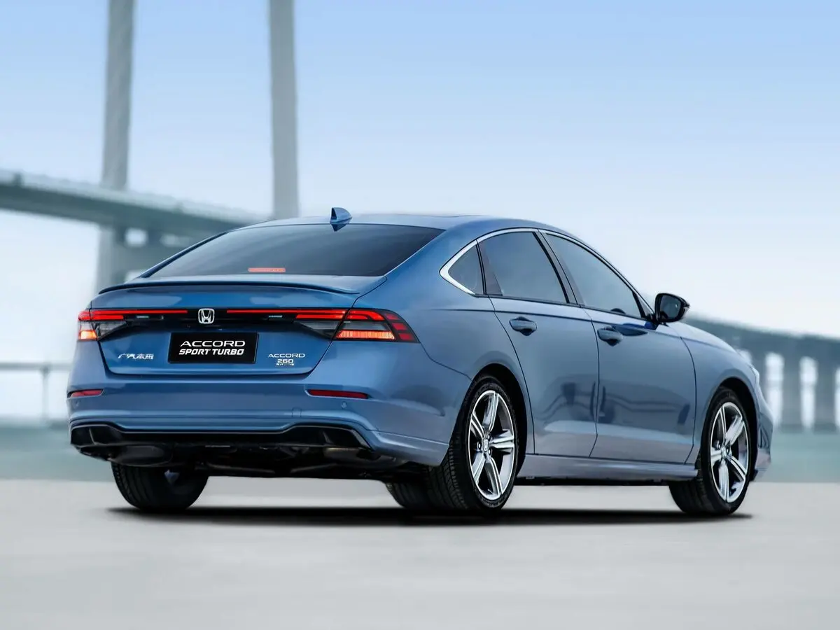 Honda Accord XI Рестайлинг Седан — фото 4