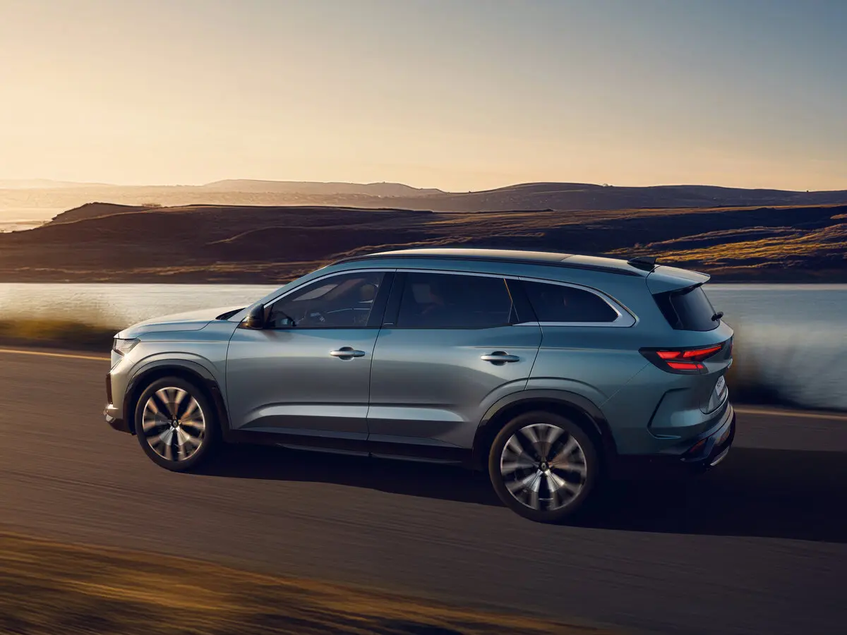 Renault Espace VI Рестайлинг Внедорожник 5 дв. — фото 2