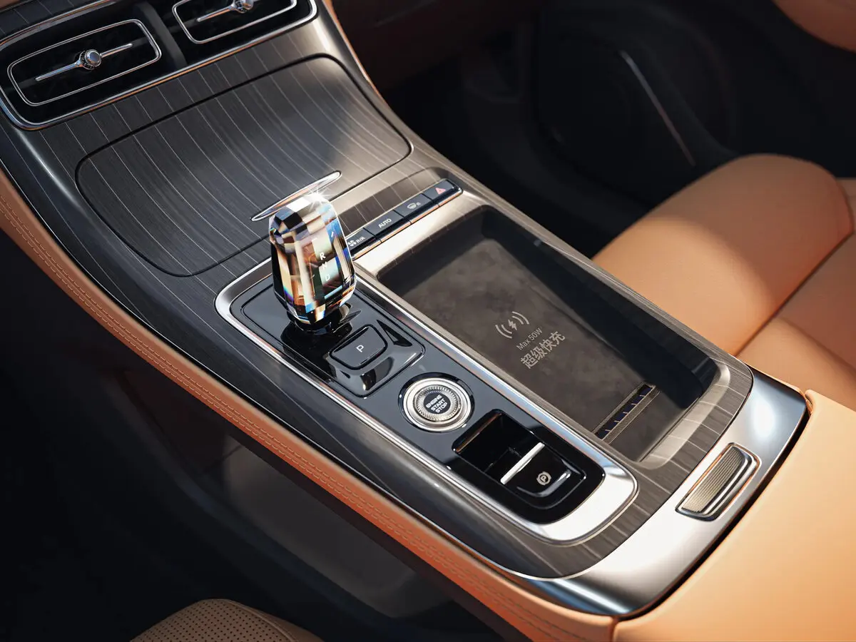 Geely Boyue L II Внедорожник 5 дв. — сүрөт 12