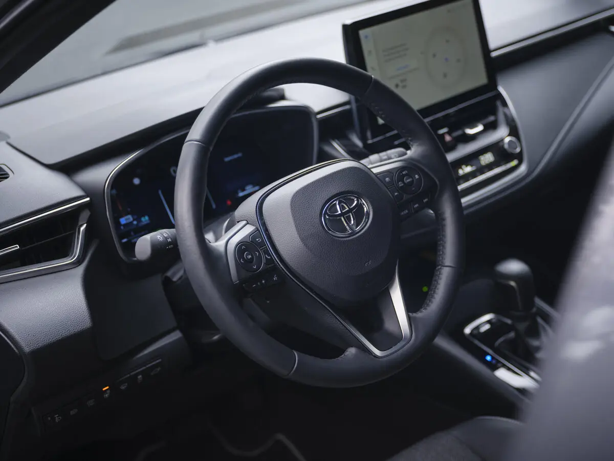 Toyota Corolla XII (E210) Рестайлинг Универсал 5 дв. Touring — фото 7