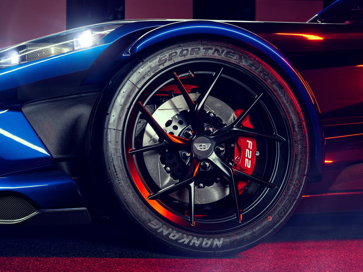 Donkervoort F22 2022 – 2025 Тарга — фото 11